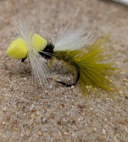 hovering_green_drake